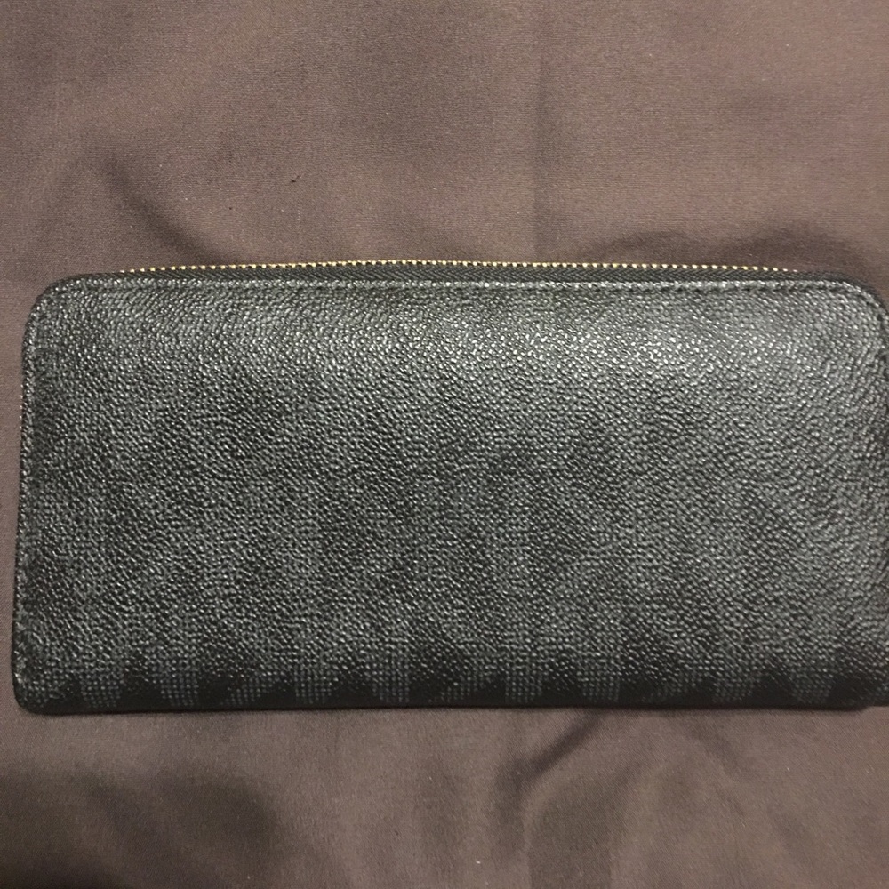 Wallet - Picture 4 of 4