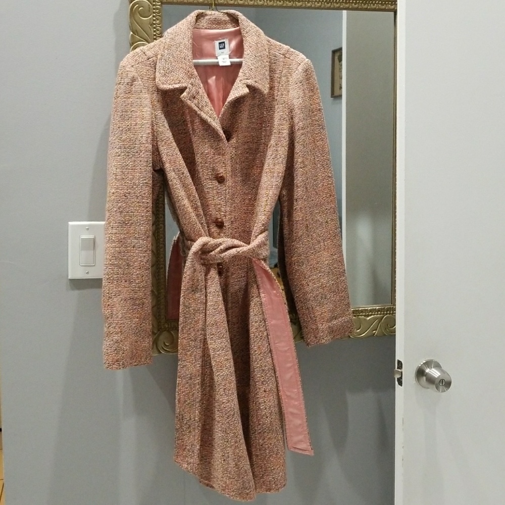 Beautiful Salmon multi colored Gap coat