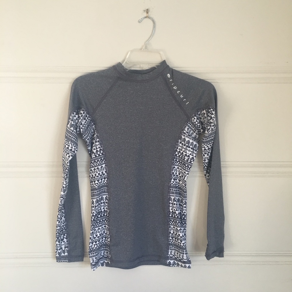 || Woman's Rip Curl Rashguard / UV Shirt ||