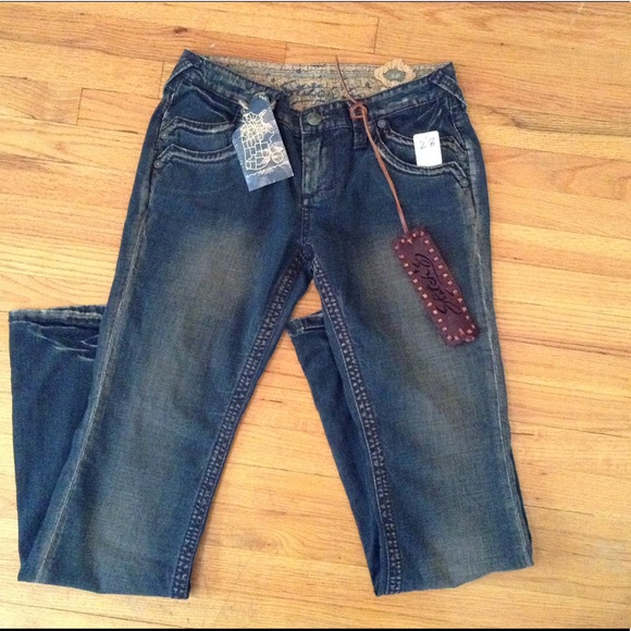 Stitch's Jeans - Picture 1 of 7