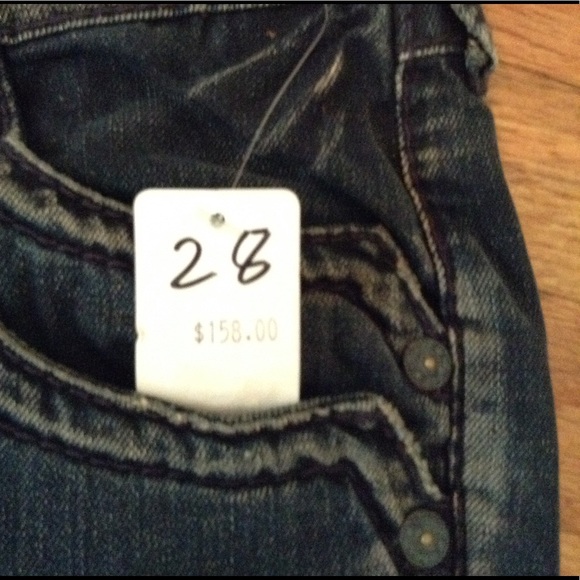 Stitch's Jeans - Picture 2 of 7