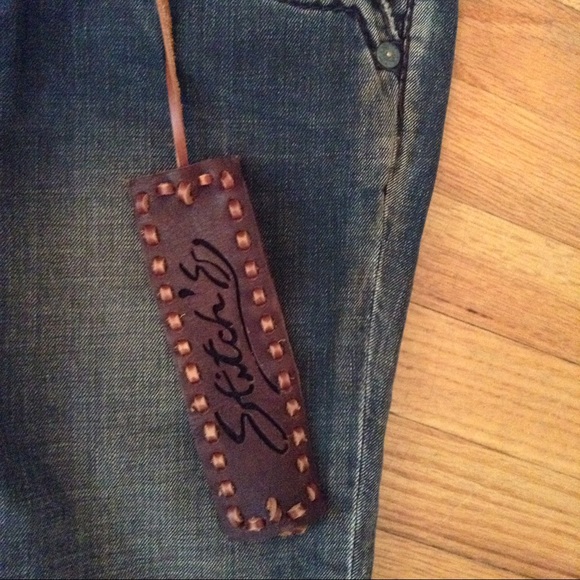 Stitch's Jeans - Picture 4 of 7
