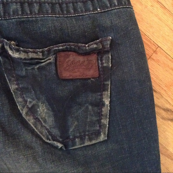 Stitch's Jeans - Picture 7 of 7