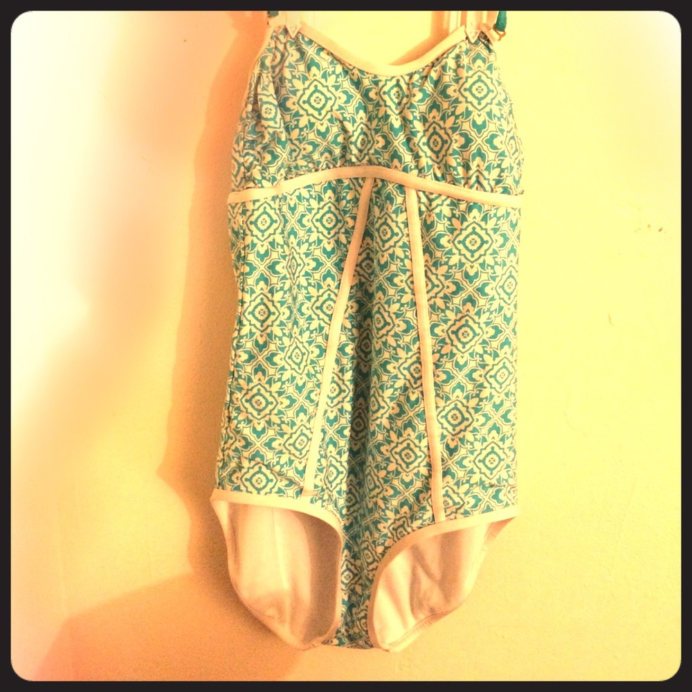 Bathing suit