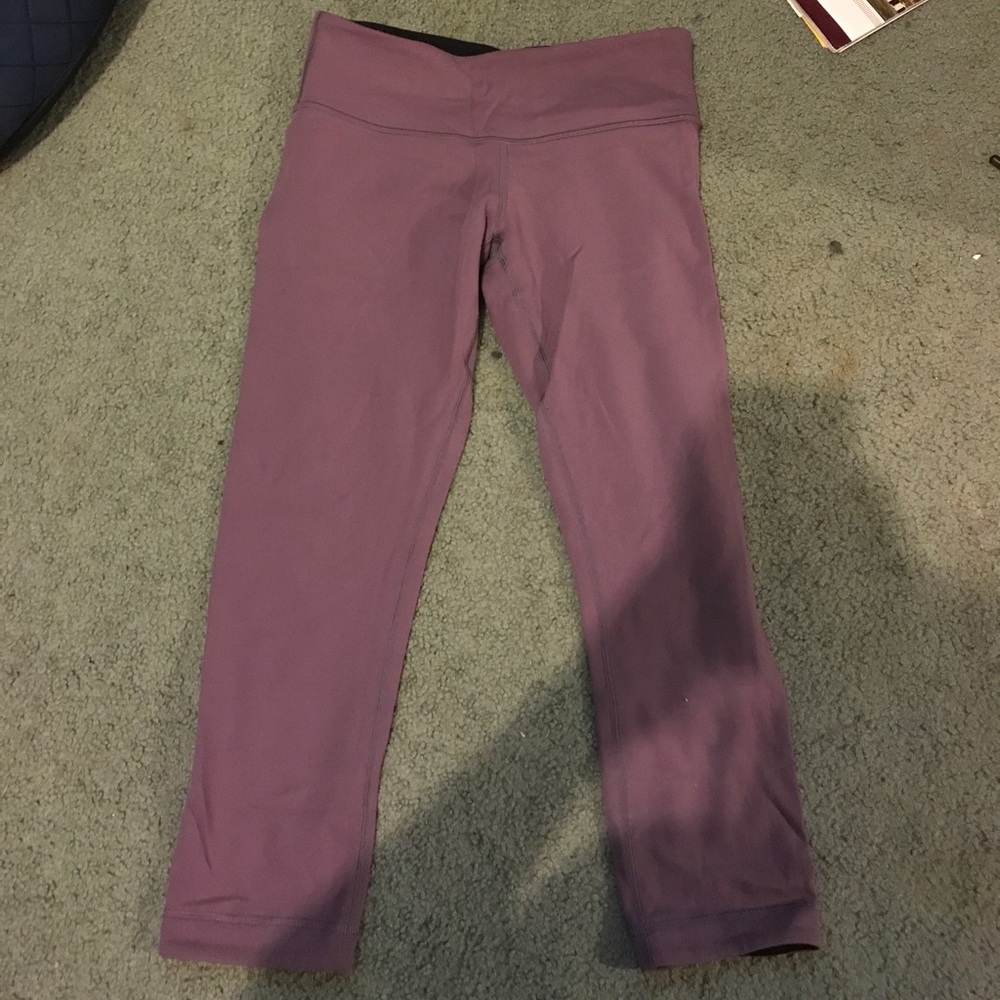 Lululemon wonder under reversible crop pant