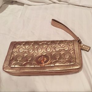 Authentic COACH wristlet/clutch