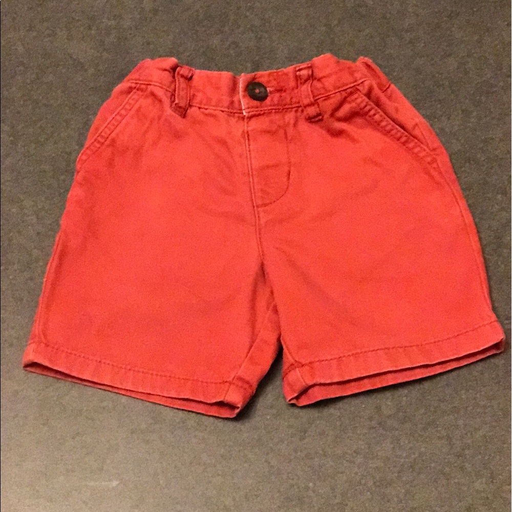 Children's Place 2T Boys Woven Chino shorts. 💫