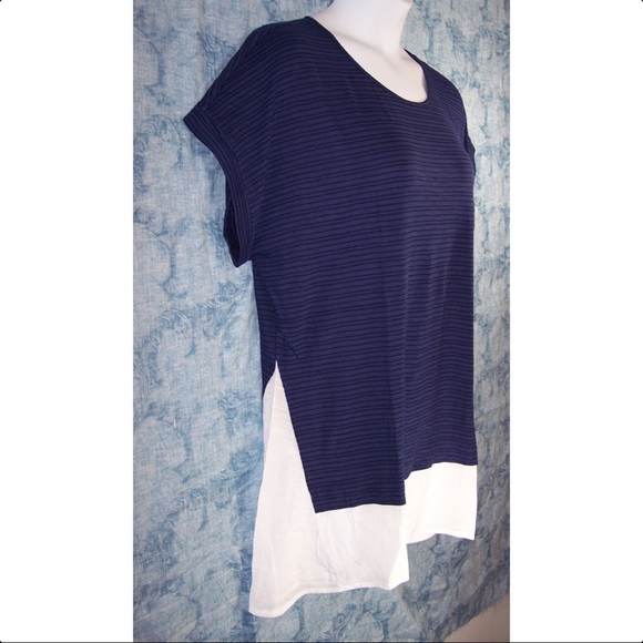 NEW St. John's Bay 1X 2X Navy Short Sleeve Top - Picture 5 of 8