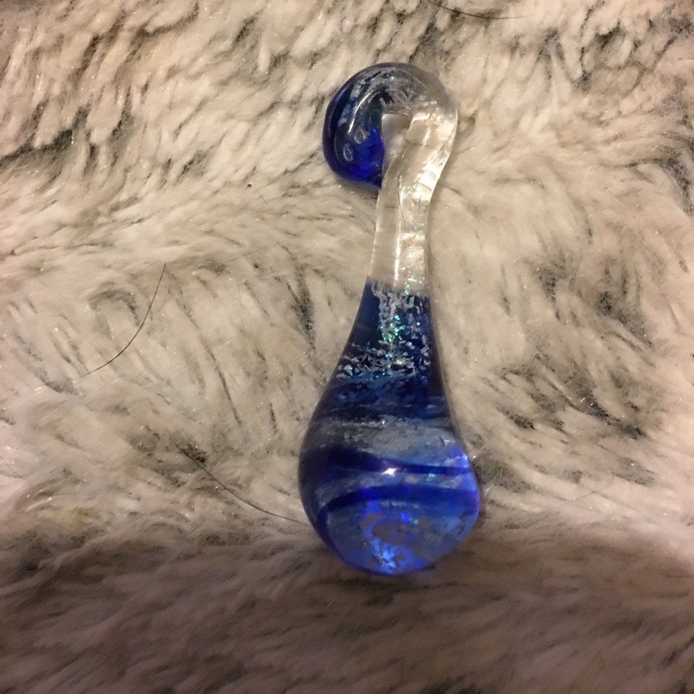 NWOT Blown Blue Glass Pendant For Necklace.