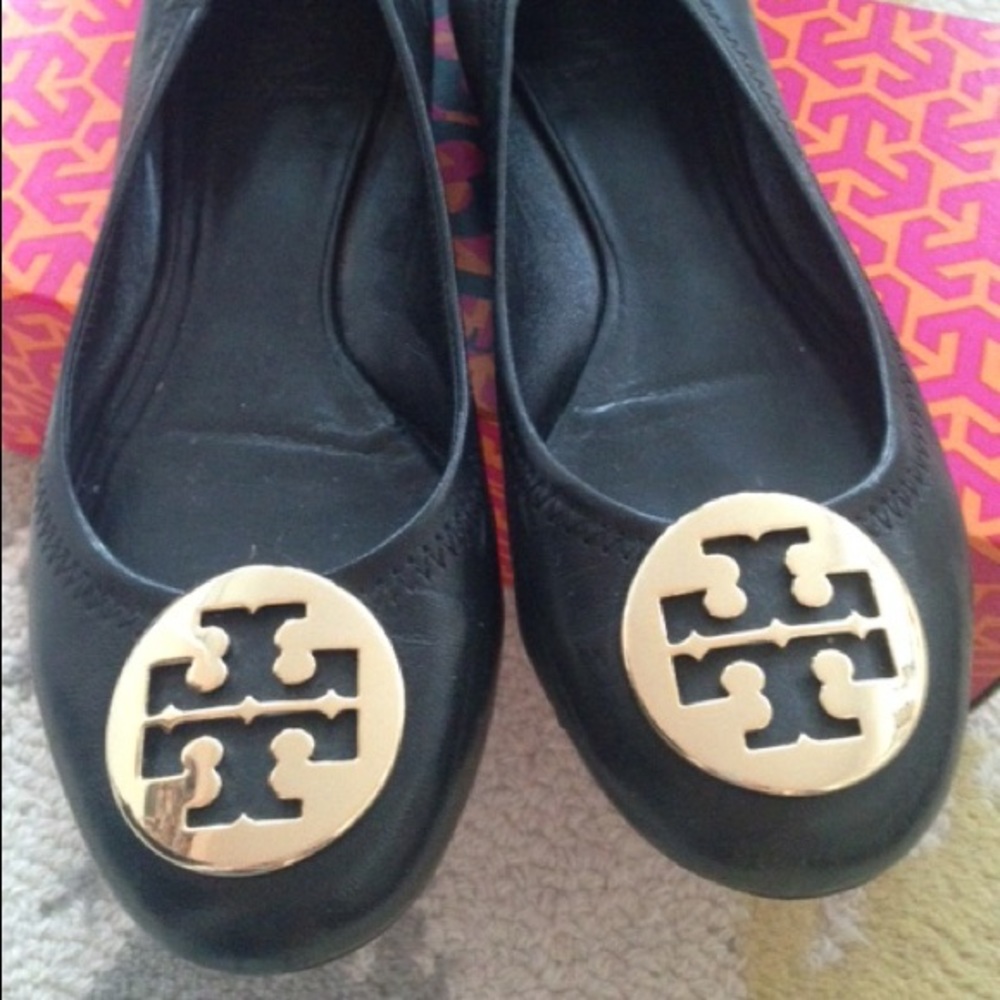 Classic Tory Burch Flats - size 7 1/2 - Picture 1 of 7