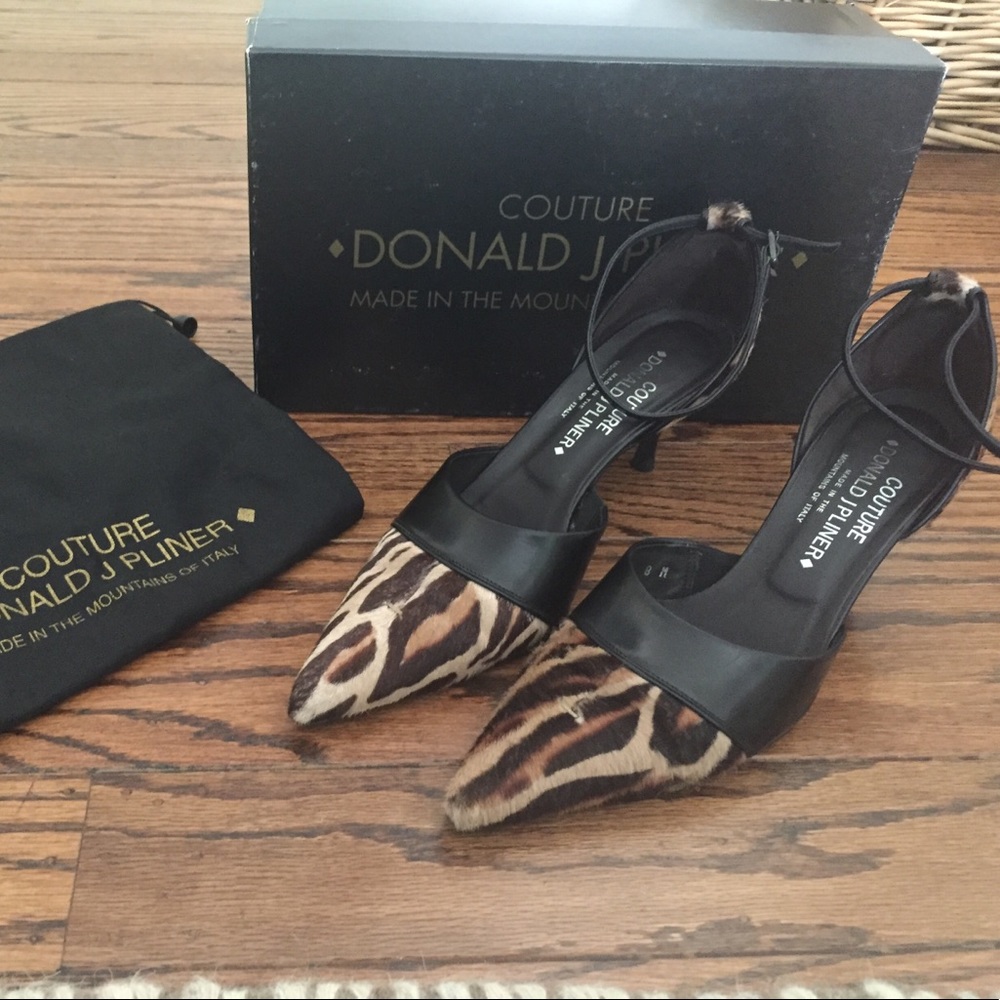 Beautiful panther print shoes.