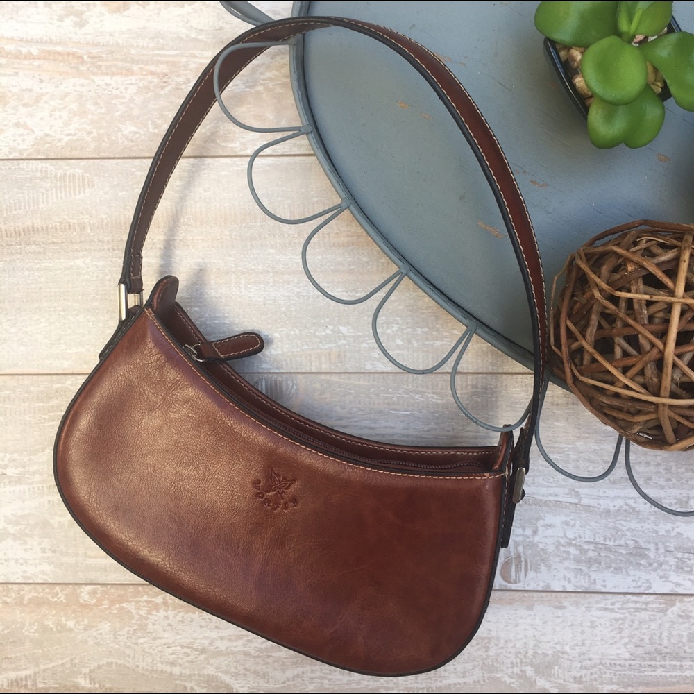 Worfly Genuine Leather,Stamped Logo,EUC,Zipper Top