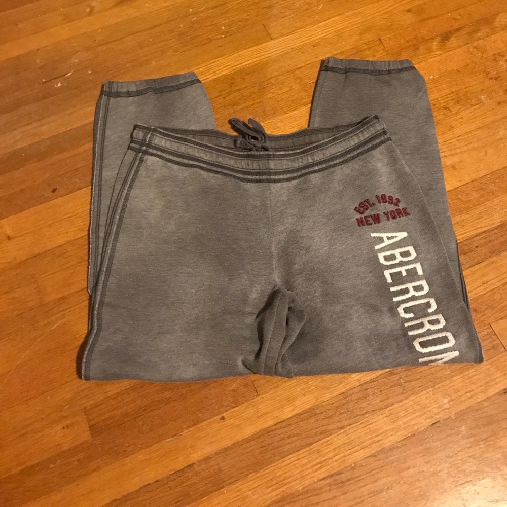 SALE 🎆Abercrombie & Fitch sweatpants. Size M