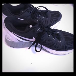Nike Lunarglide Sneakers