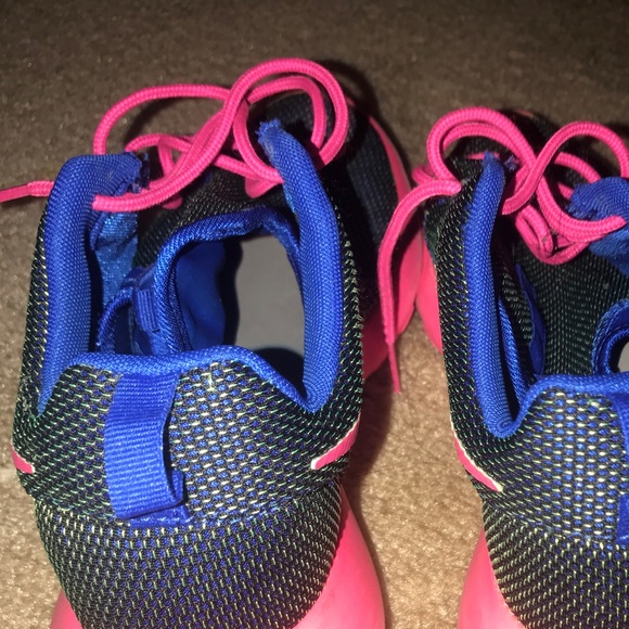 Nike Roshe One - Picture 3 of 4