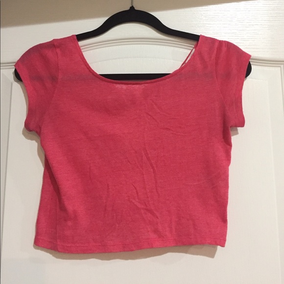 Pink crop top - Picture 2 of 3