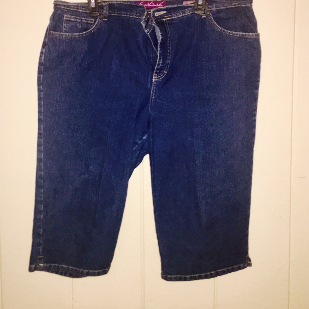 Gloria Vanderbilt 20W Jean Capris.