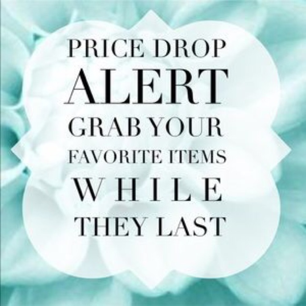 ✅PRICE DROP ON WHOLE CLOSET✅