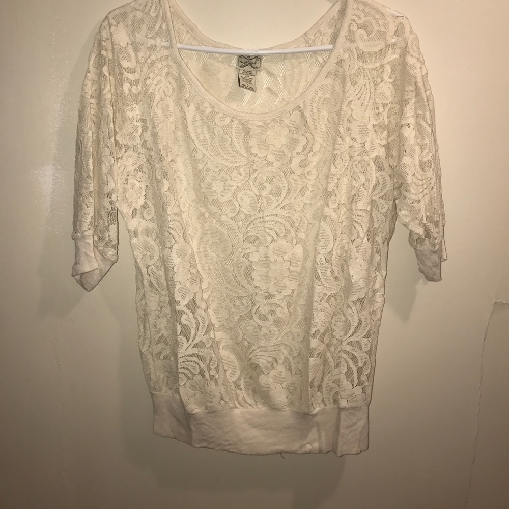Lace ivory Blouse!