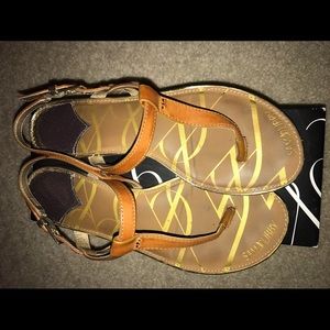 Sam❤️Libby Sandals