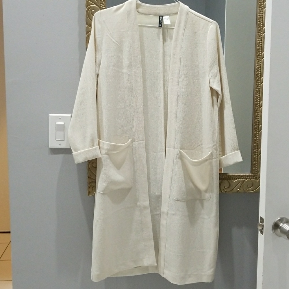 BNWOT cream lightweight coat