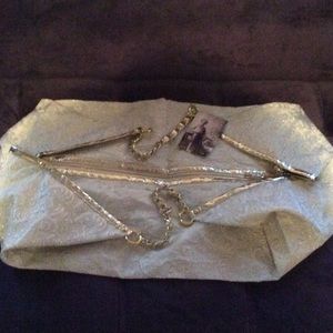 Amrita Singh tote
