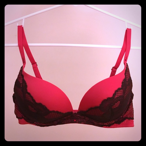 Victoria's Secret bra - Picture 1 of 2