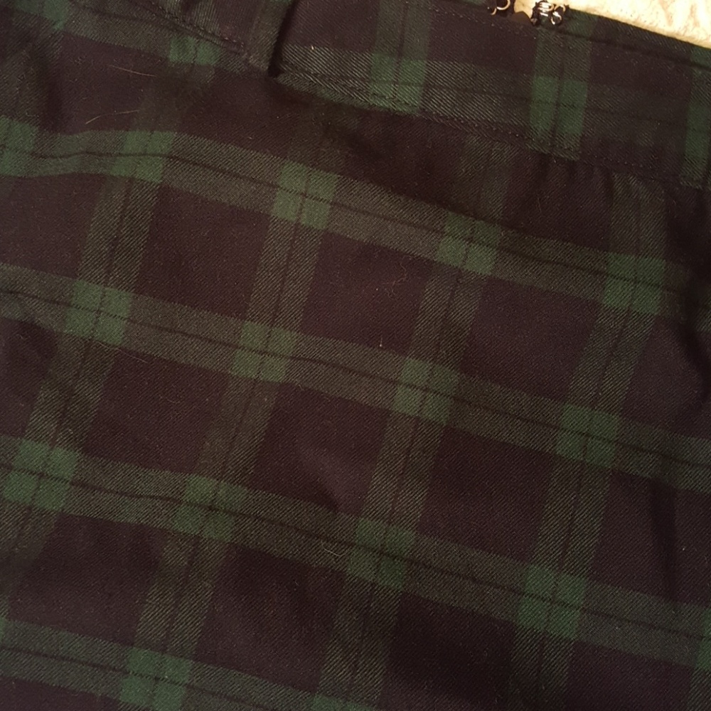 Girls uniform skirt - Picture 2 of 2