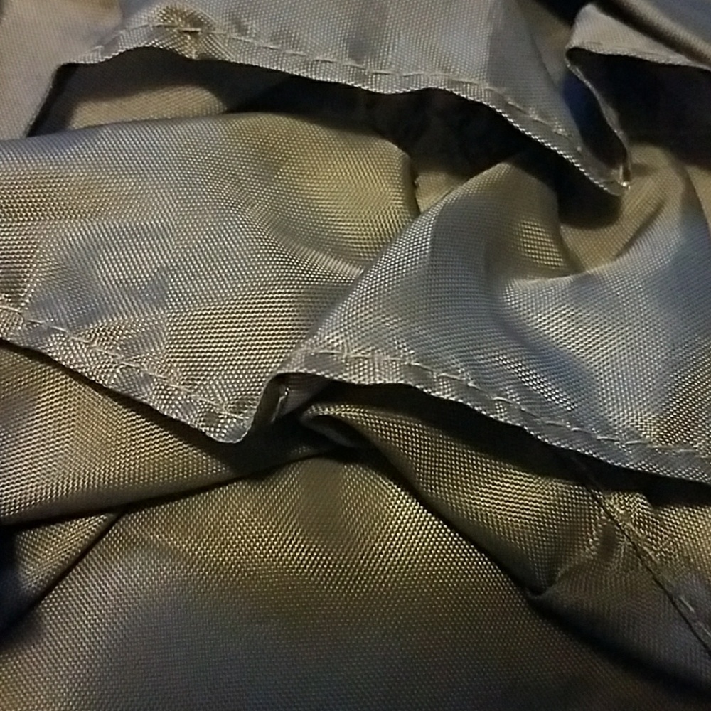 Hand Bag - Picture 3 of 4
