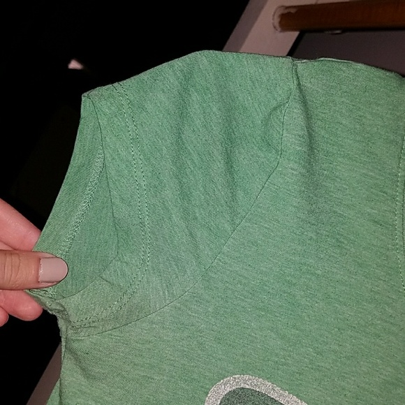 A t-shirt - Picture 5 of 8