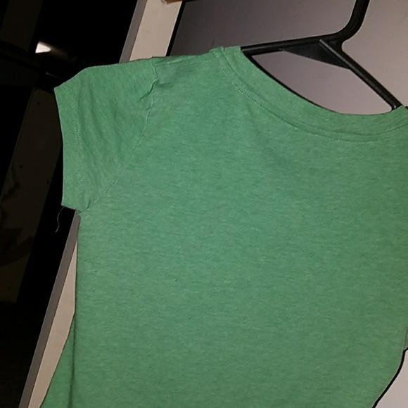 A t-shirt - Picture 6 of 8