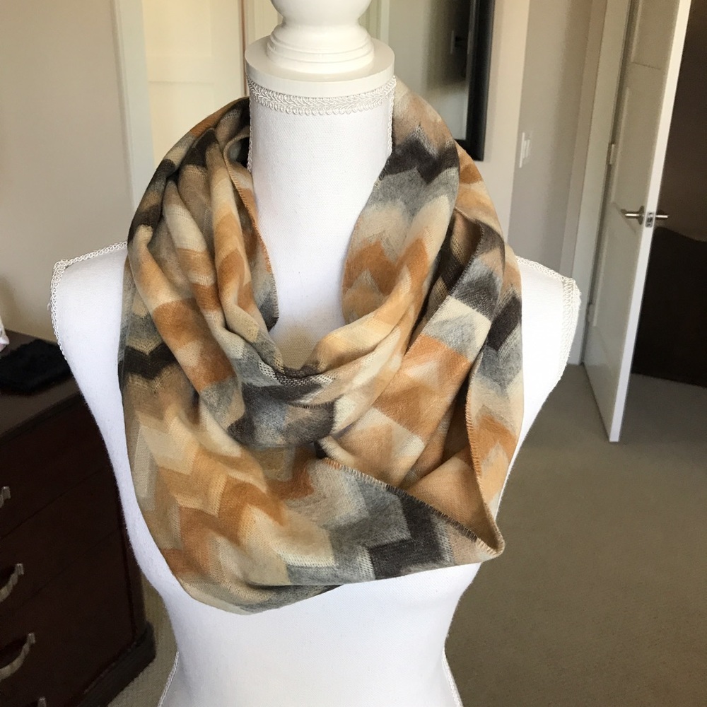 Infinity Scarf - Picture 2 of 5