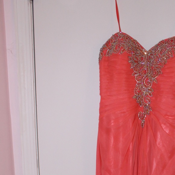 La Femme Prom Gown - Picture 5 of 5