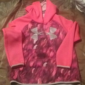 Girls size small UA pullover