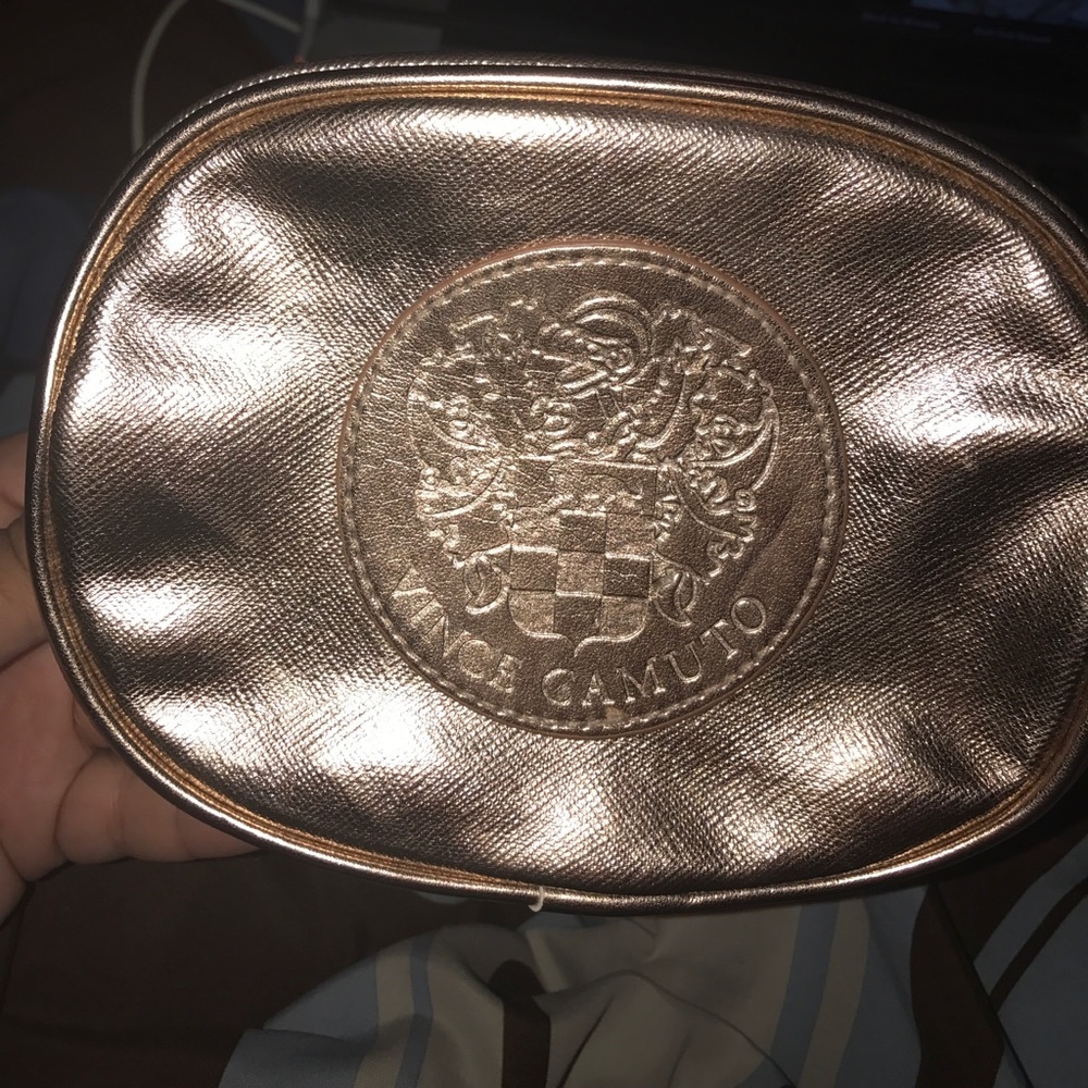 ‼️AUTHENTIC VINCE CAMUTO MAKE-UP BAG‼️