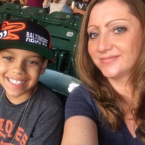 Meet your Posher, Marisa