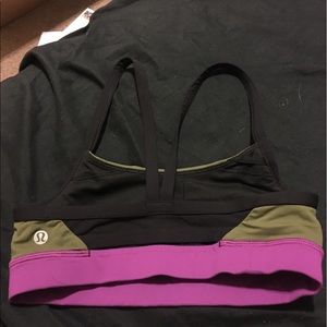 Lululemon size 2 sports bra