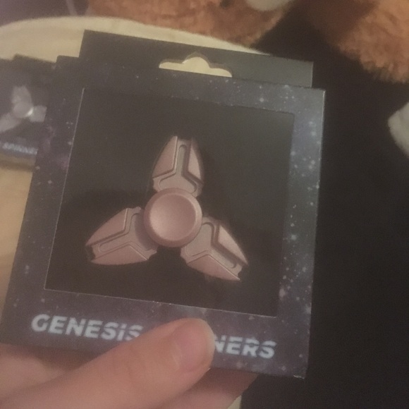 Spinners - Picture 2 of 7