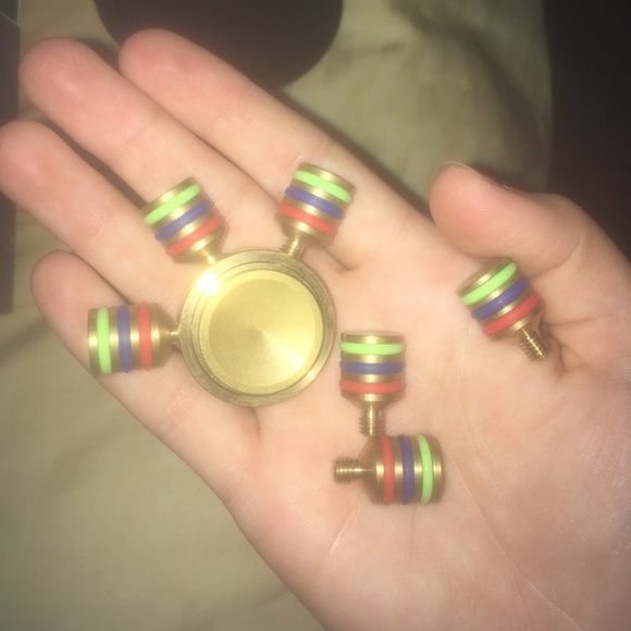 Spinners - Picture 7 of 7