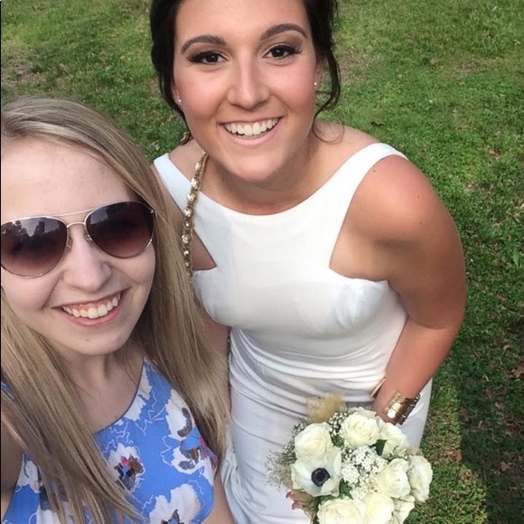 Jovani 21899 Prom Gown - Picture 3 of 7