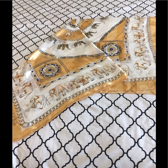 Scarf - Picture 2 of 2