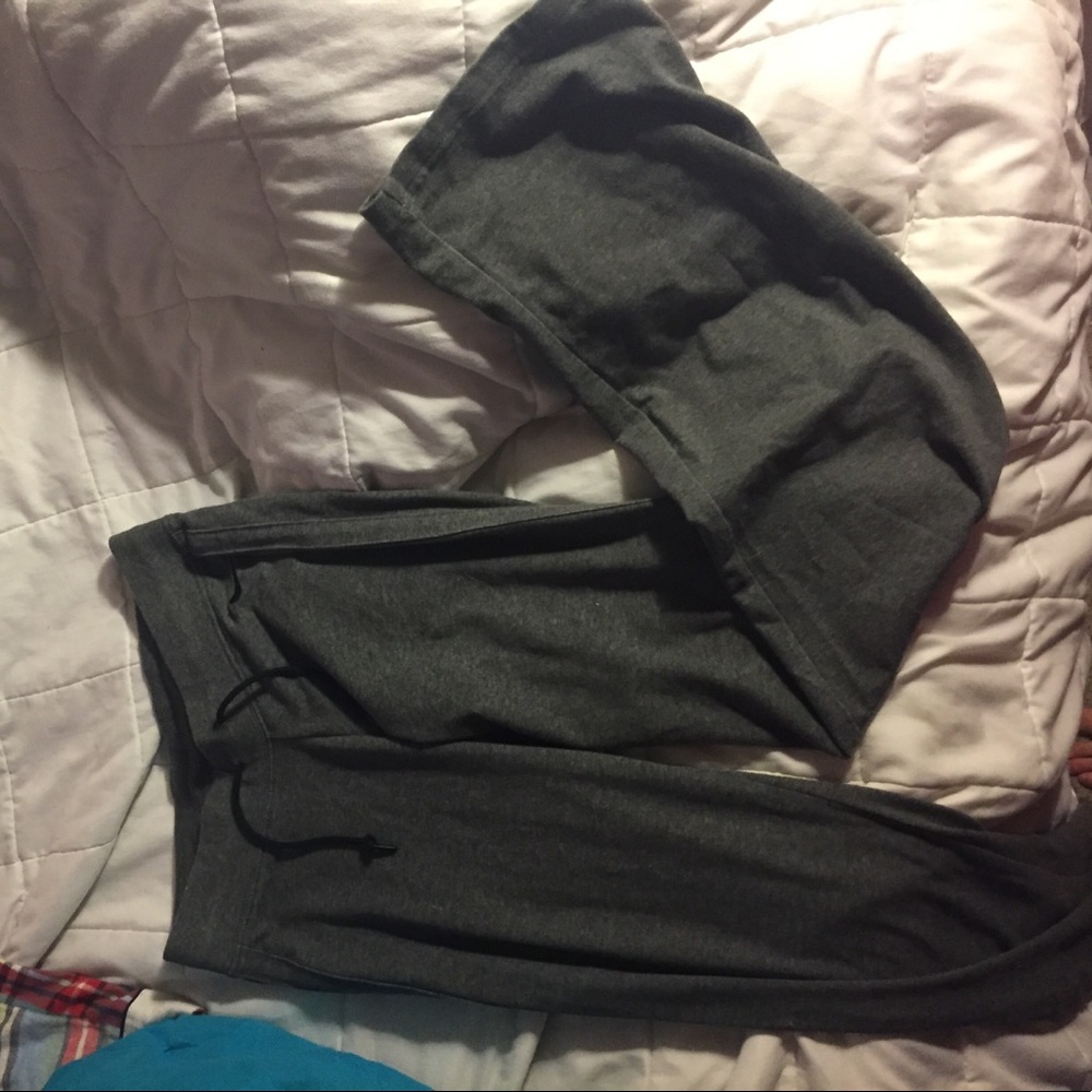 nike yoga pants