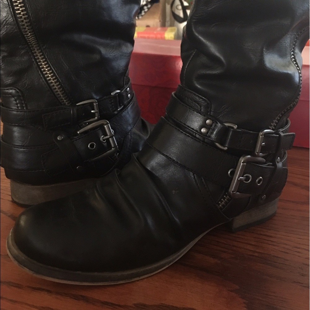 Woman's boots Carlos Santana's