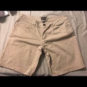 Khaki Bermuda shorts