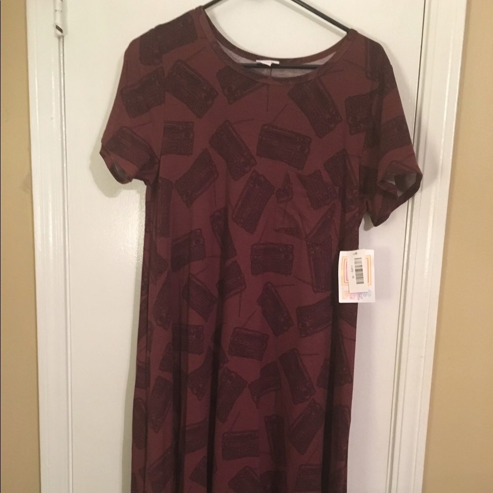 BNWT Boombox Carly M