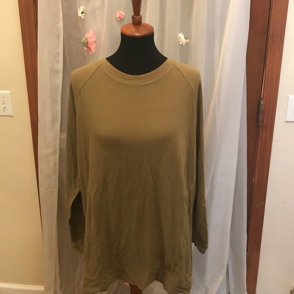 The Mint Julep Boutique slouchy dolman tunic