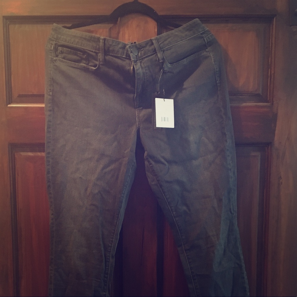 NWT VINCE jeans- subtle "railroad" Denim stripe