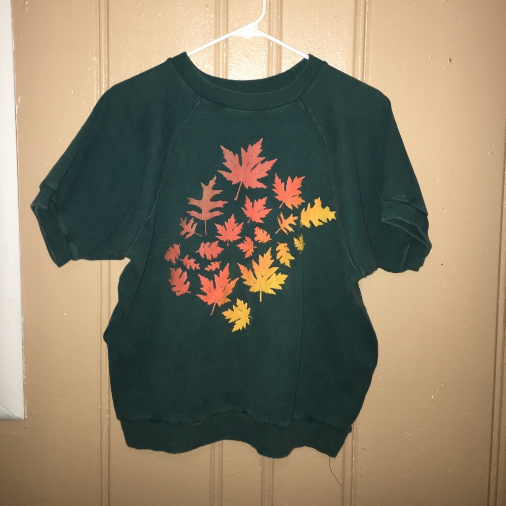 Maple Leaf Sweater size large