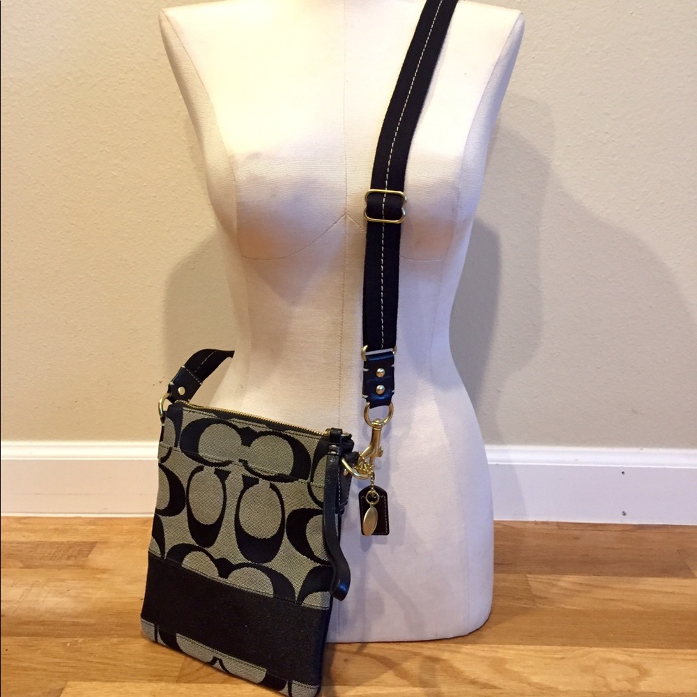 Coach signature CC grey color cross-body purse