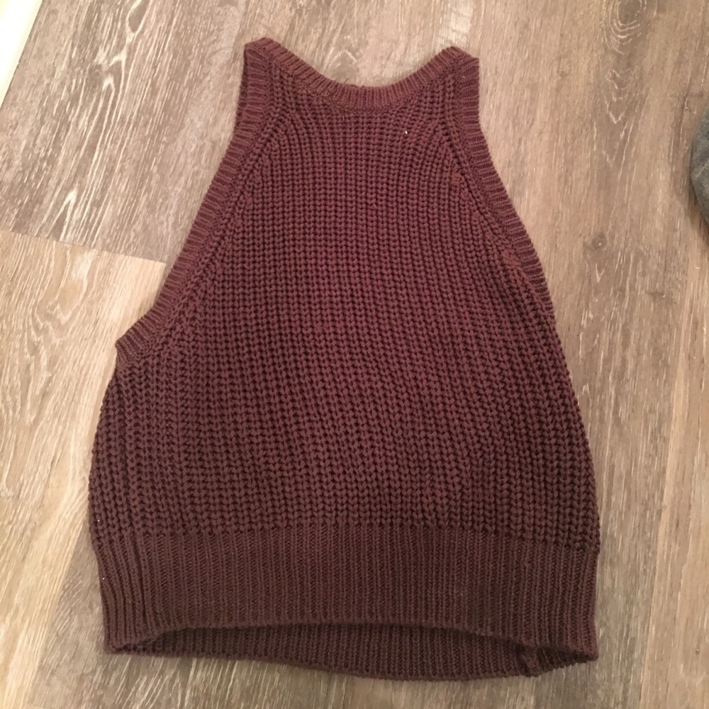 Tillys Purple/maroon ribbed top-medium